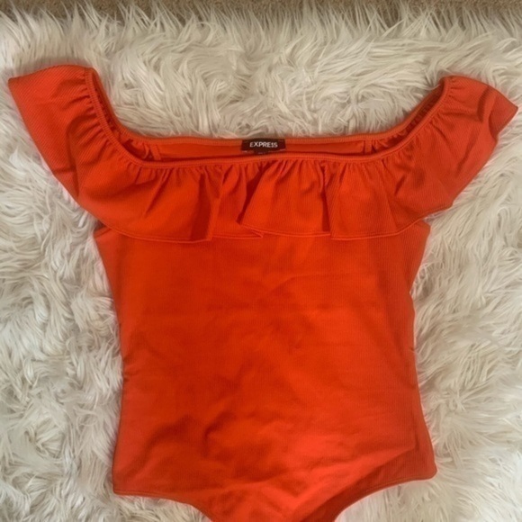 Express Ribbed Ruffle Off Shoulder Bodysuit Small - Picture 7 of 10